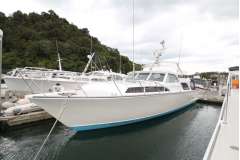 Classic Mason Clipper 42, twin low hour Volvo diesels, six berths