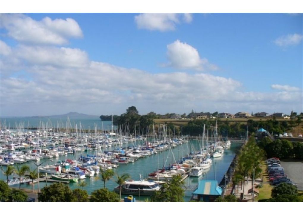 12m Pine Harbour Marina Berth